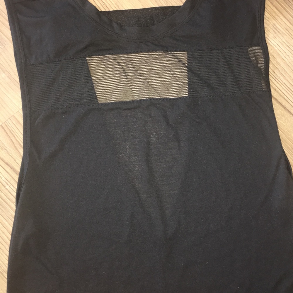 Nike sport top